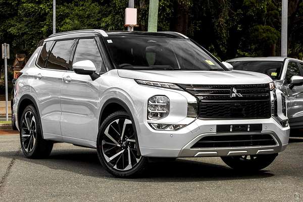 2023 Mitsubishi Outlander Exceed Tourer ZM