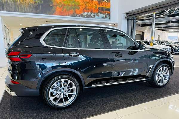 2023 BMW X5 xDrive30d xLine G05 LCI