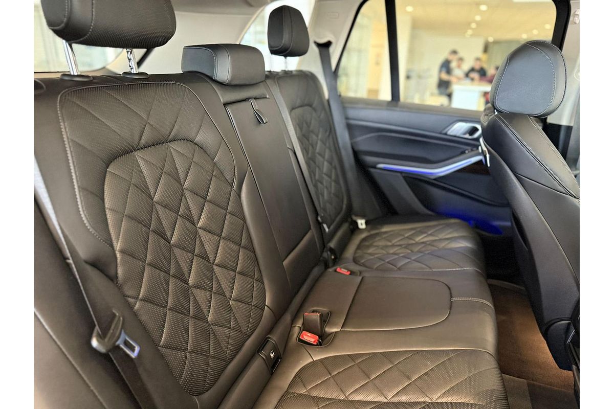2023 BMW X5 xDrive30d xLine G05 LCI