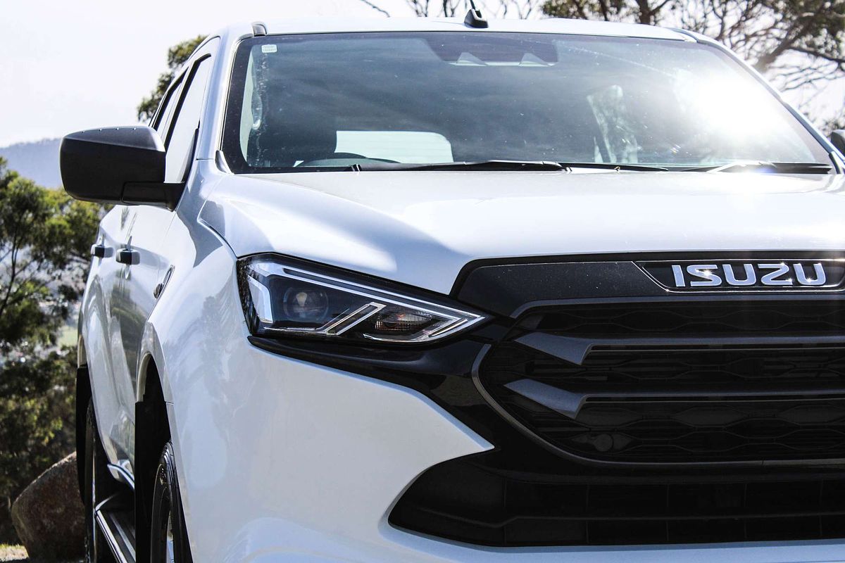2024 Isuzu MU-X LS-M