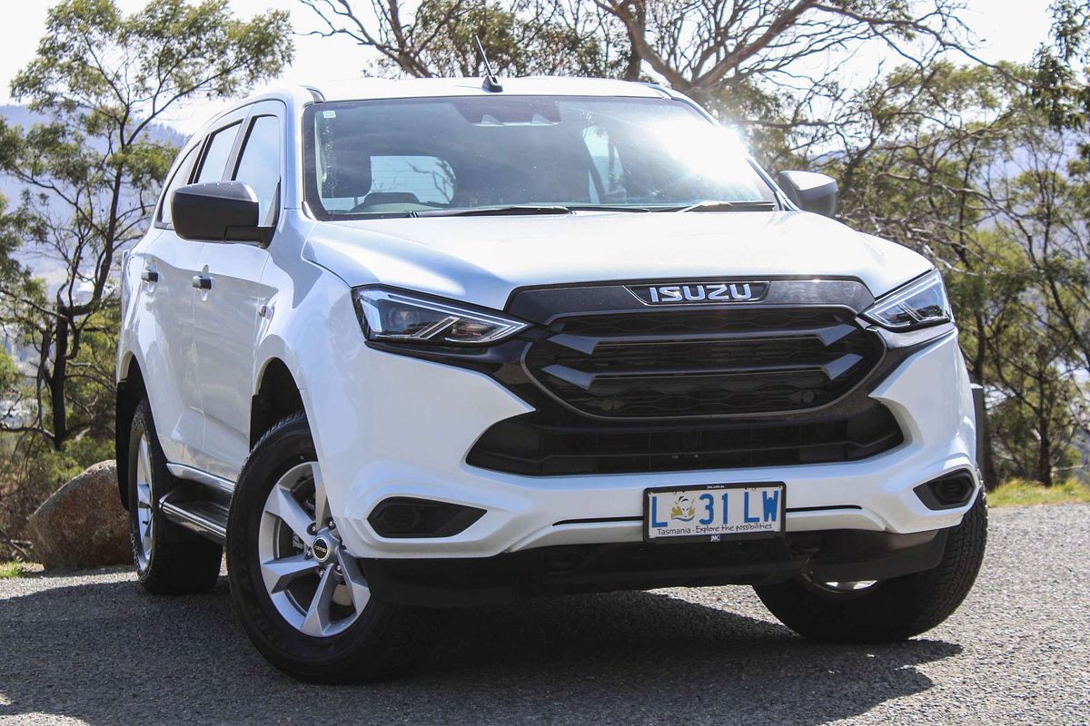 2024 Isuzu MU-X LS-M