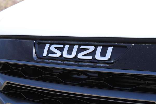 2024 Isuzu MU-X LS-M
