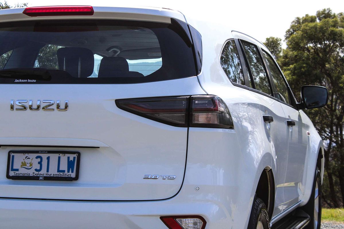 2024 Isuzu MU-X LS-M