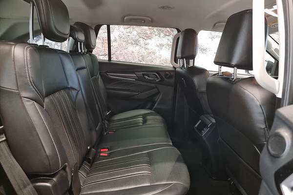 2024 Isuzu MU-X LS-T