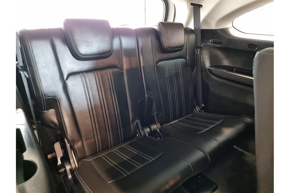 2024 Isuzu MU-X LS-T