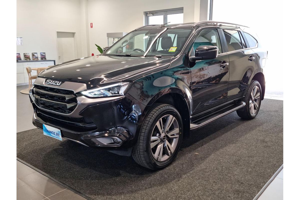 2024 Isuzu MU-X LS-T