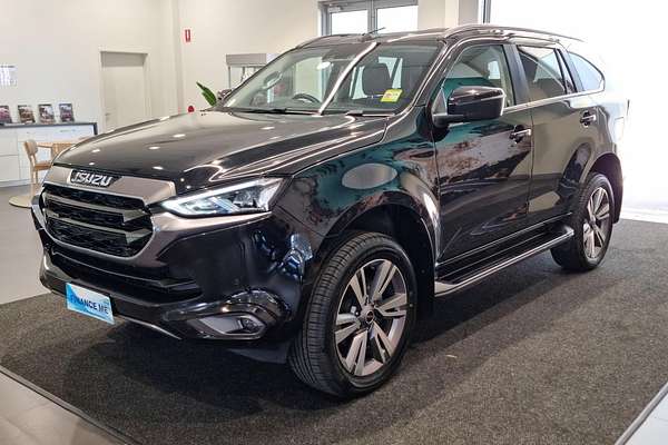 2024 Isuzu MU-X LS-T