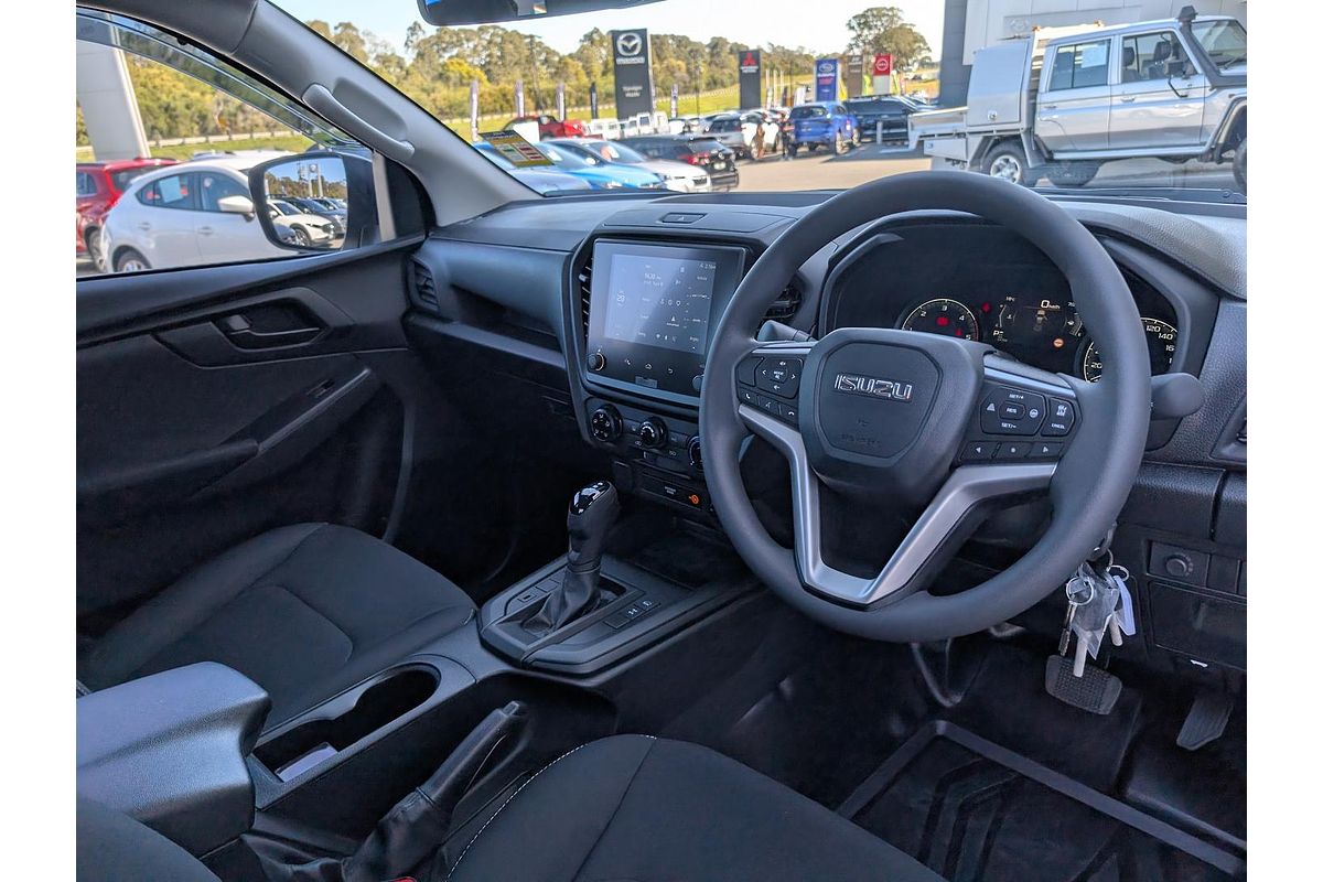 2025 Isuzu D-MAX SX 4X4