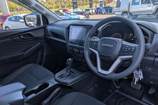 2025 Isuzu D-MAX SX 4X4