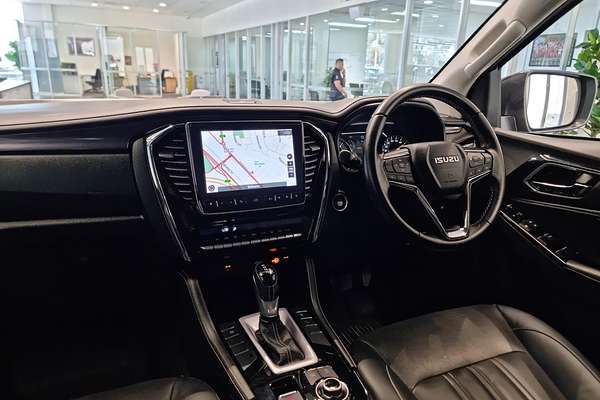 2024 Isuzu MU-X LS-T