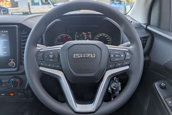 2025 Isuzu D-MAX SX 4X4