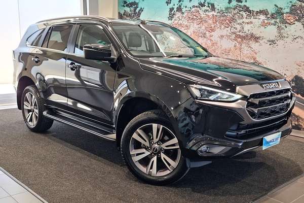 2024 Isuzu MU-X LS-T