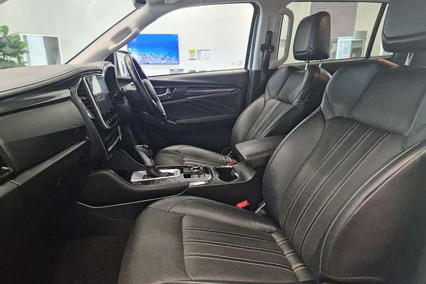 2024 Isuzu MU-X LS-T