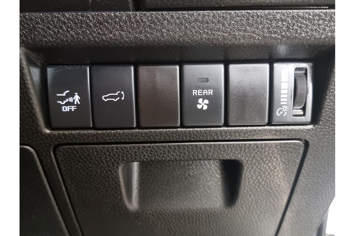 2024 Isuzu MU-X LS-T