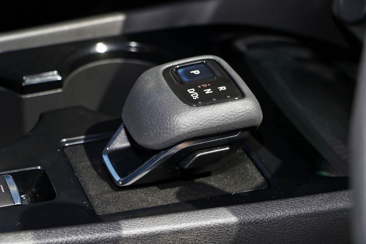 2024 Nissan X-TRAIL ST T33