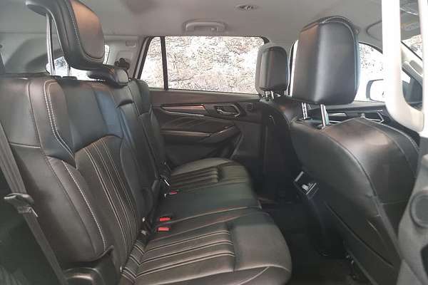 2024 Isuzu MU-X LS-T