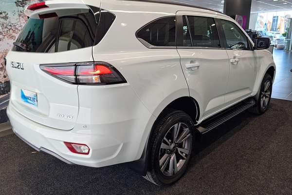 2024 Isuzu MU-X LS-T