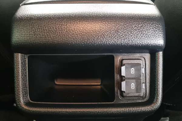 2024 Isuzu MU-X LS-T