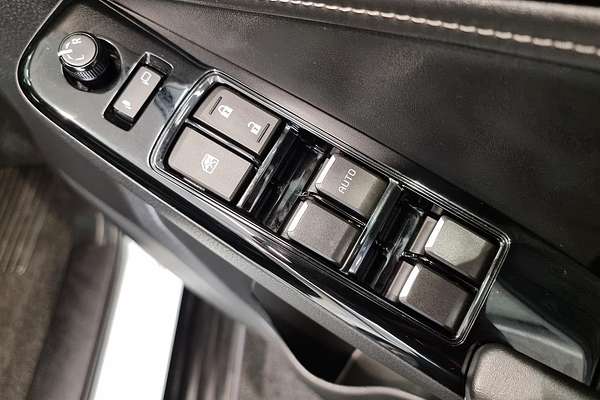 2024 Isuzu MU-X LS-T