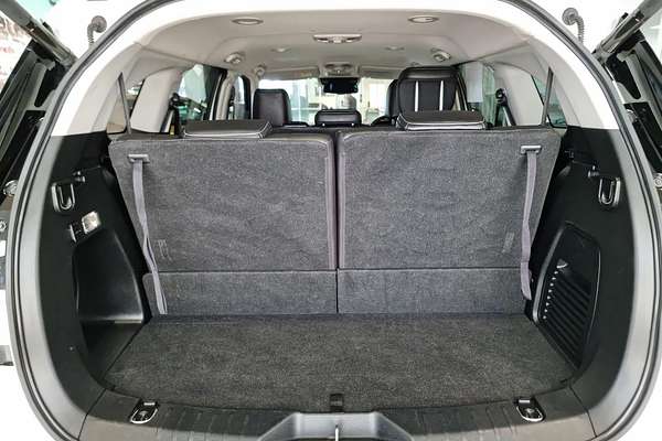 2024 Isuzu MU-X LS-T