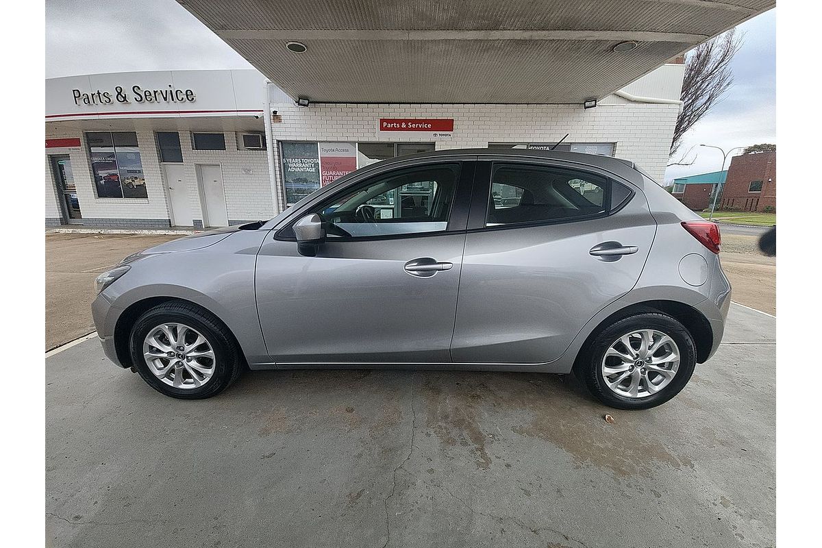 2015 Mazda 2 Maxx DJ Series