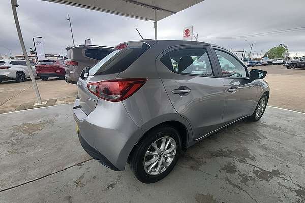 2015 Mazda 2 Maxx DJ Series