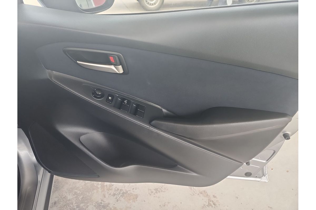 2015 Mazda 2 Maxx DJ Series
