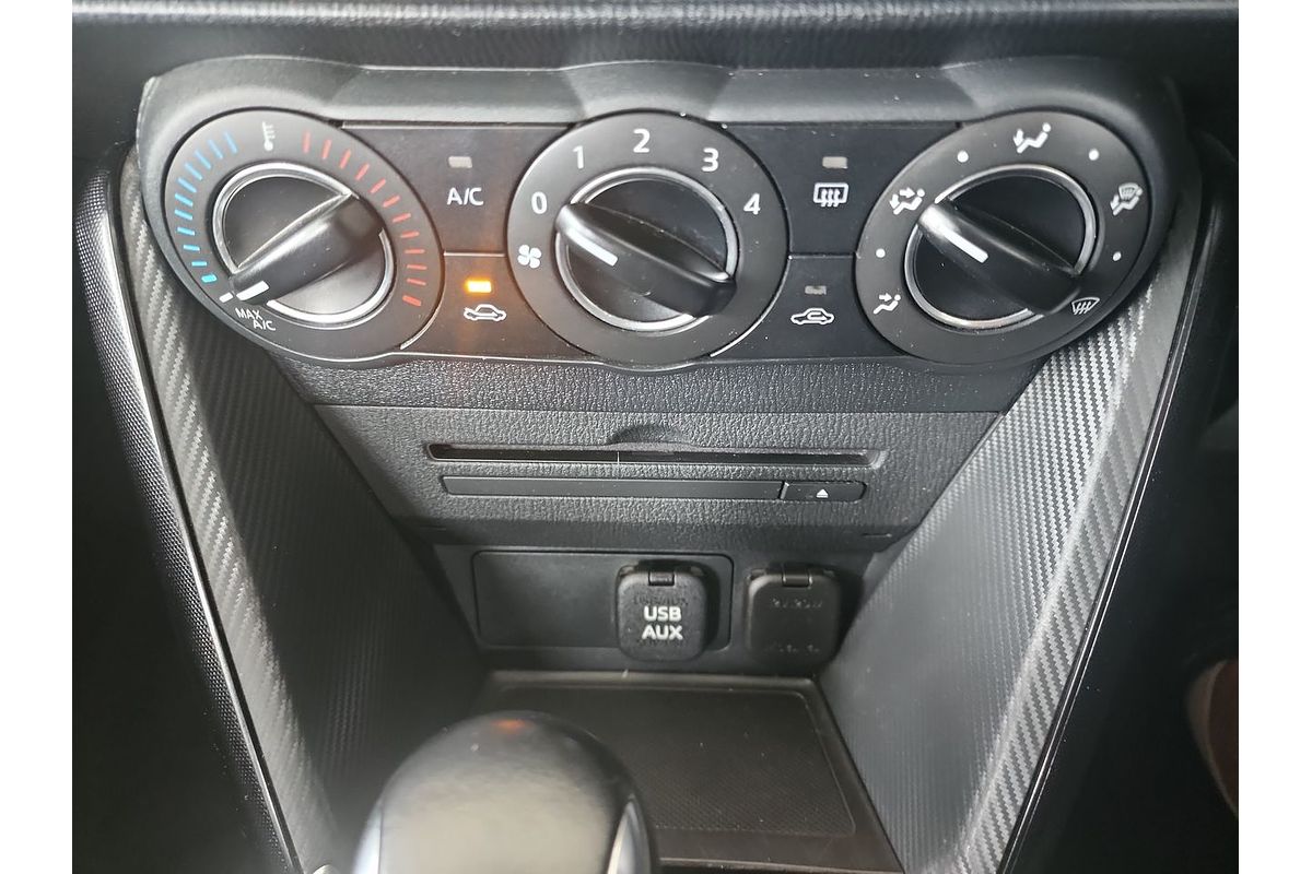 2015 Mazda 2 Maxx DJ Series