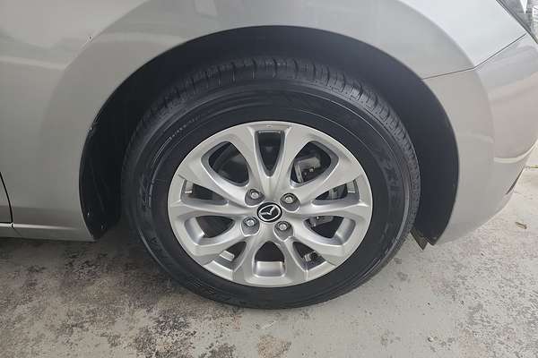 2015 Mazda 2 Maxx DJ Series