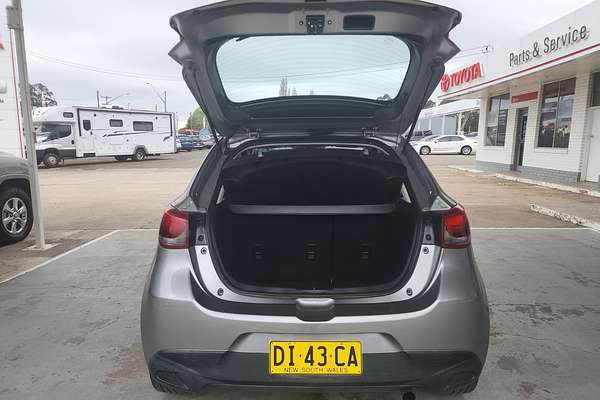 2015 Mazda 2 Maxx DJ Series