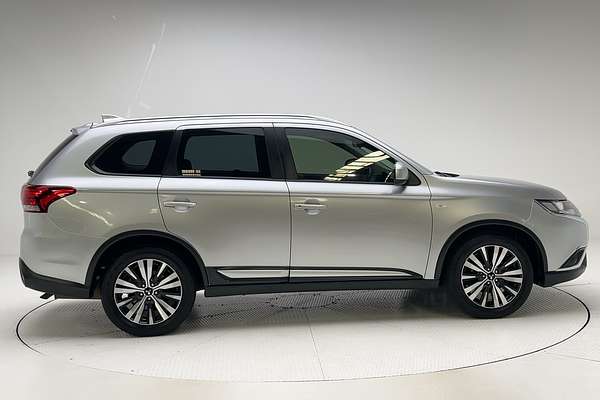 2018 Mitsubishi Outlander ES ZL