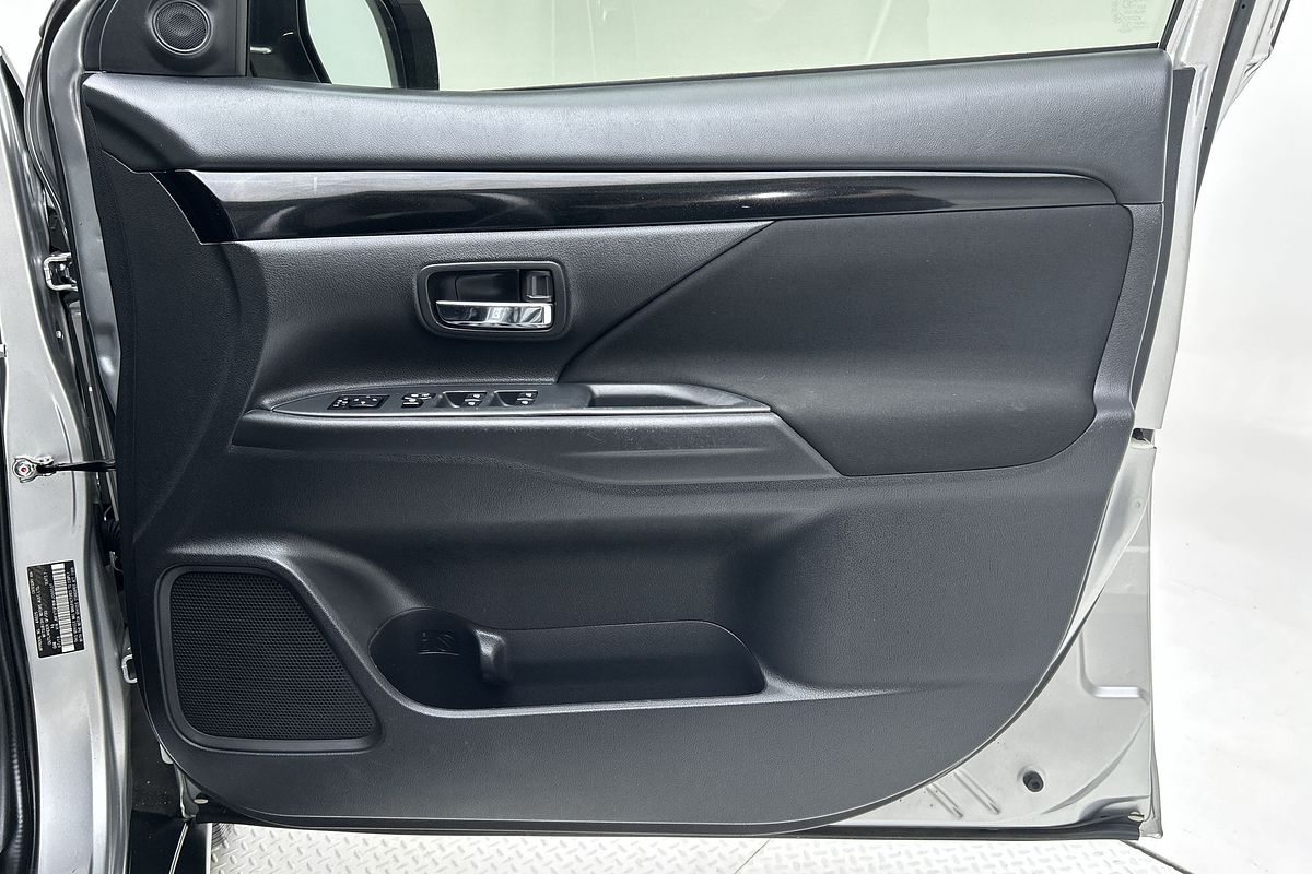 2018 Mitsubishi Outlander ES ZL