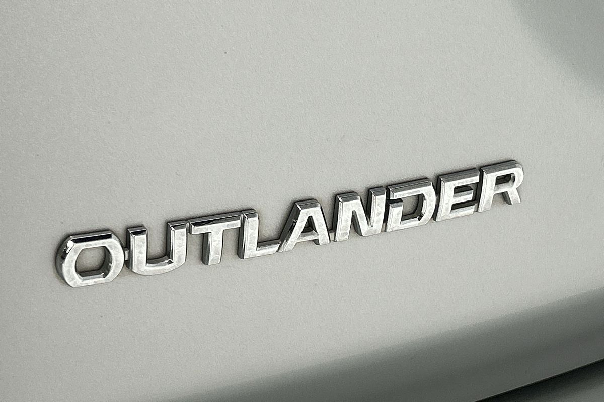 2018 Mitsubishi Outlander ES ZL