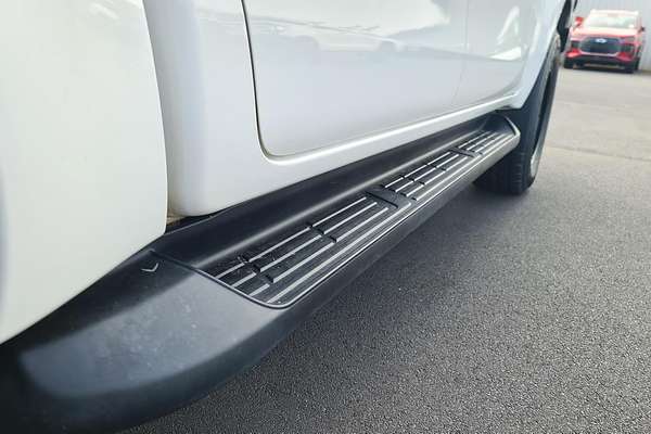 2018 Toyota Hilux SR GUN126R 4X4