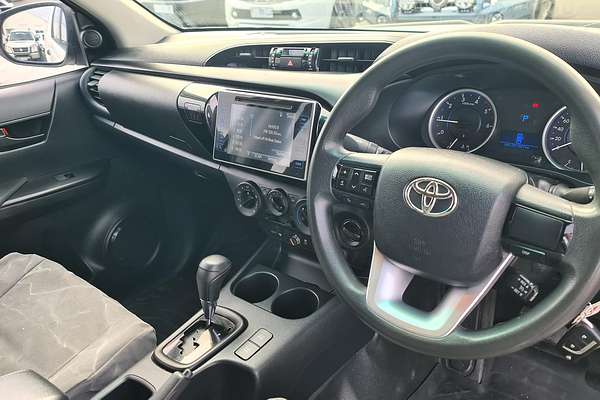 2018 Toyota Hilux SR GUN126R 4X4
