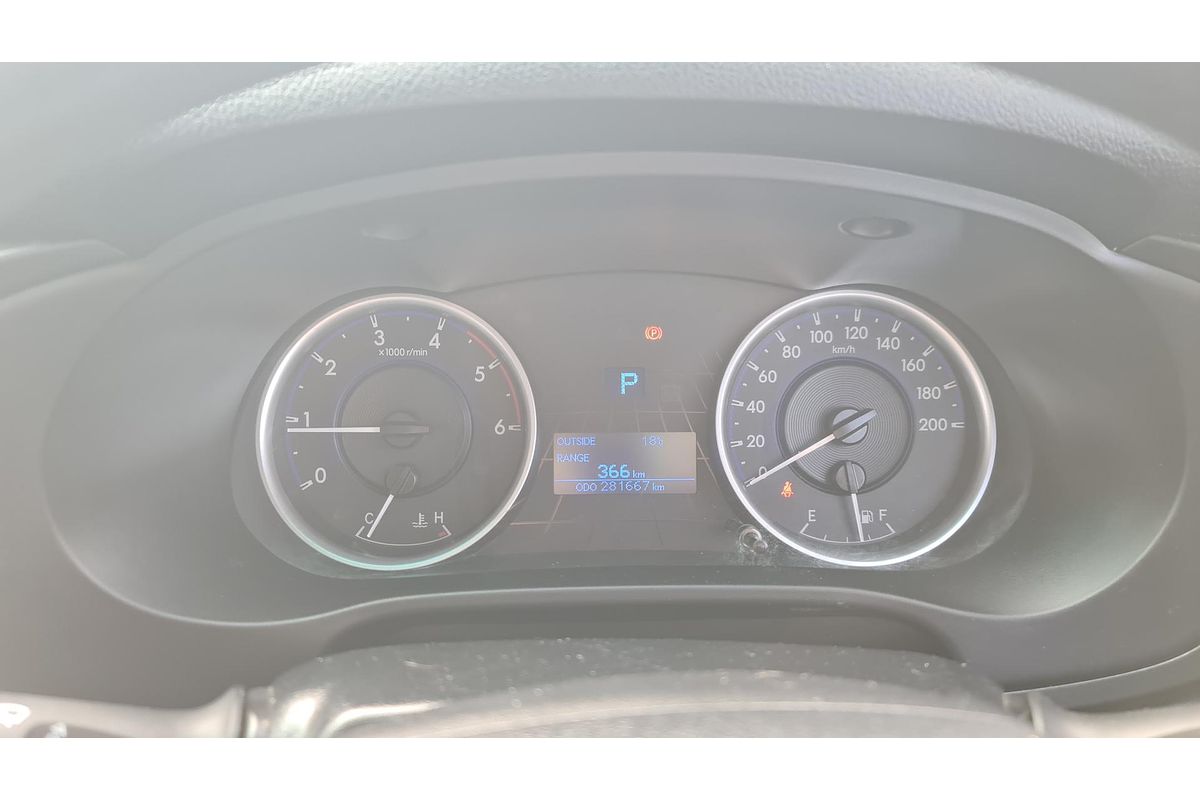 2018 Toyota Hilux SR GUN126R 4X4