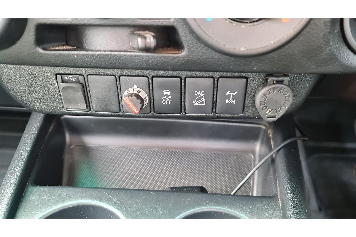 2018 Toyota Hilux SR GUN126R 4X4