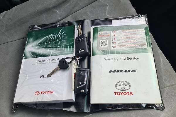 2018 Toyota Hilux SR GUN126R 4X4