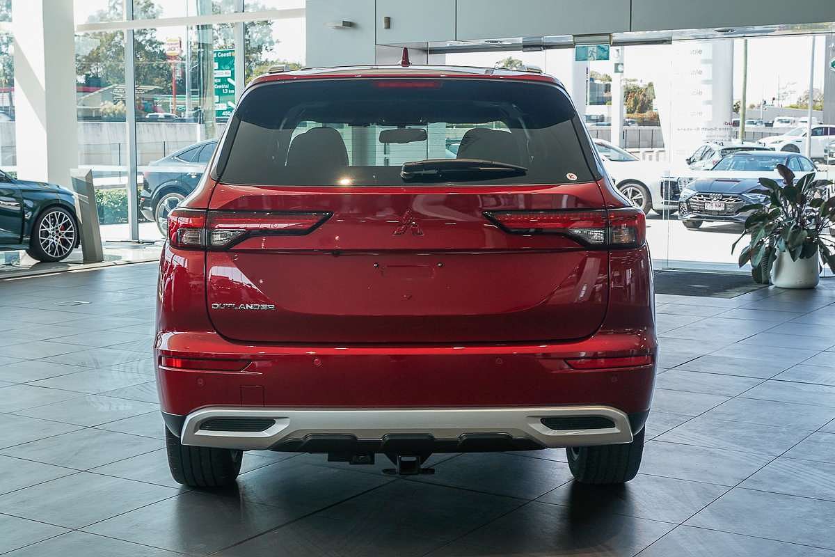 2022 Mitsubishi Outlander Exceed ZM