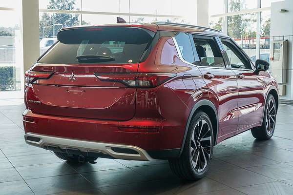 2022 Mitsubishi Outlander Exceed ZM