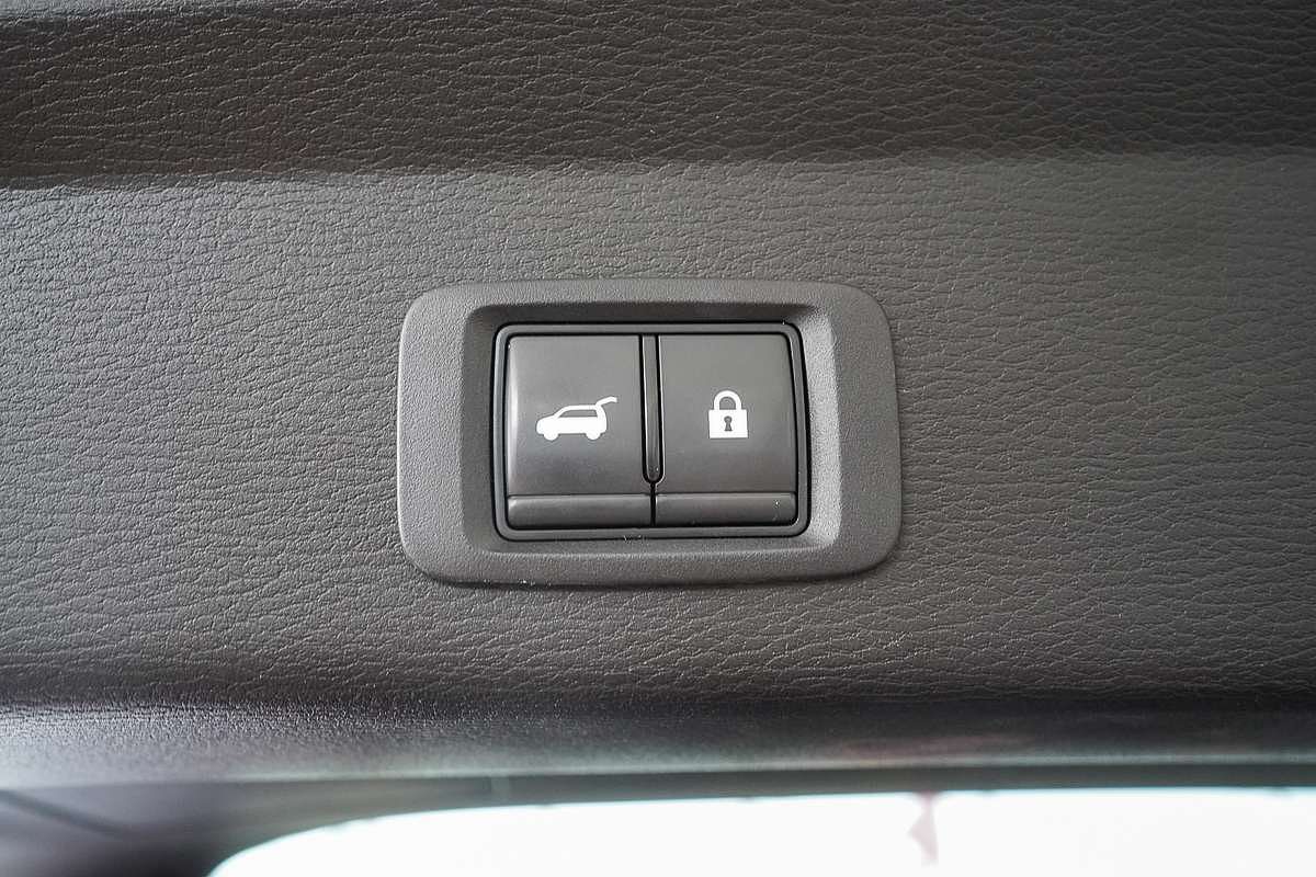 2022 Mitsubishi Outlander Exceed ZM