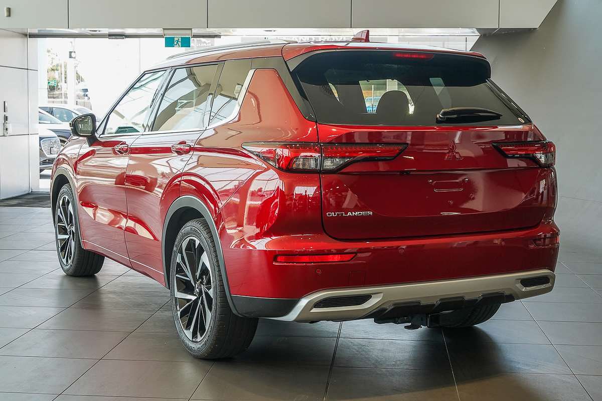 2022 Mitsubishi Outlander Exceed ZM