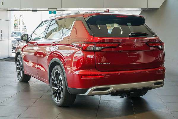 2022 Mitsubishi Outlander Exceed ZM