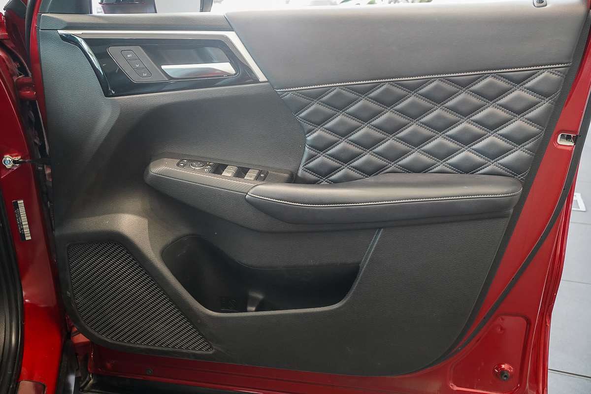 2022 Mitsubishi Outlander Exceed ZM