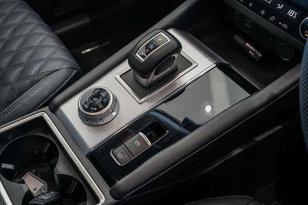 2022 Mitsubishi Outlander Exceed ZM