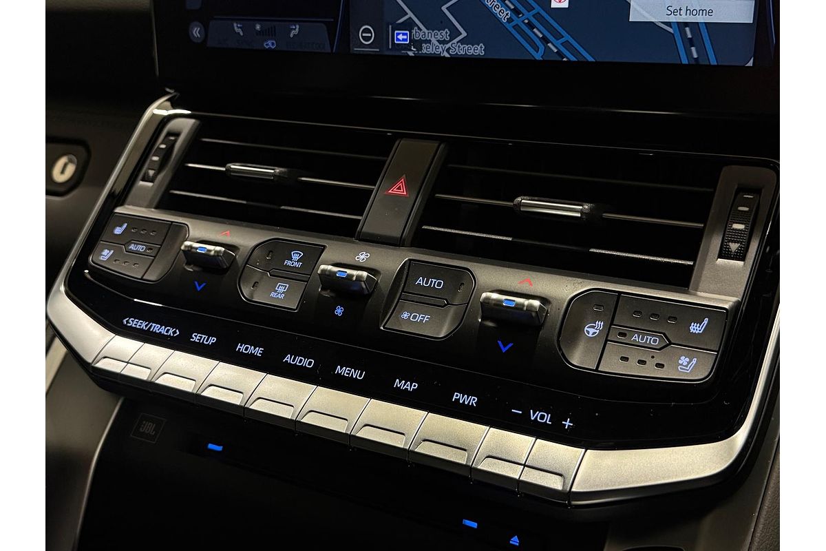 2023 Toyota Landcruiser Sahara FJA300R