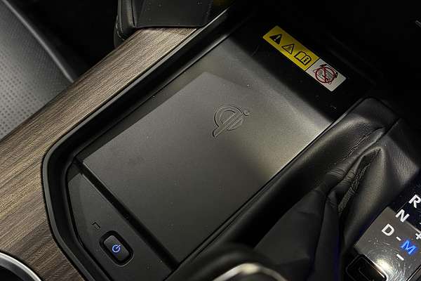 2023 Toyota Landcruiser Sahara FJA300R