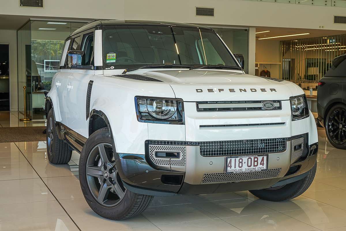 2024 Land Rover Defender 110 P400e X-Dynamic SE L663