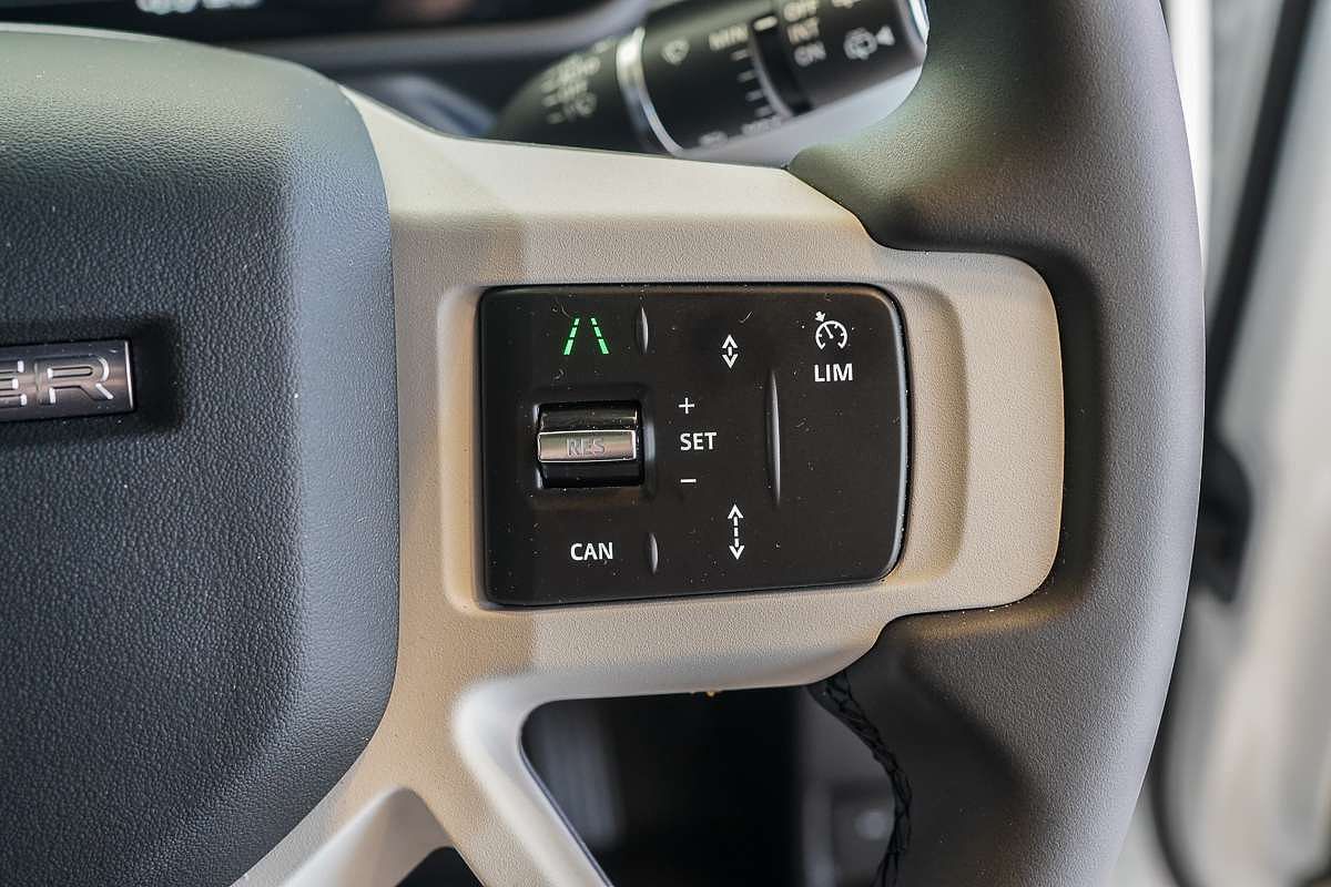 2024 Land Rover Defender 110 P400e X-Dynamic SE L663