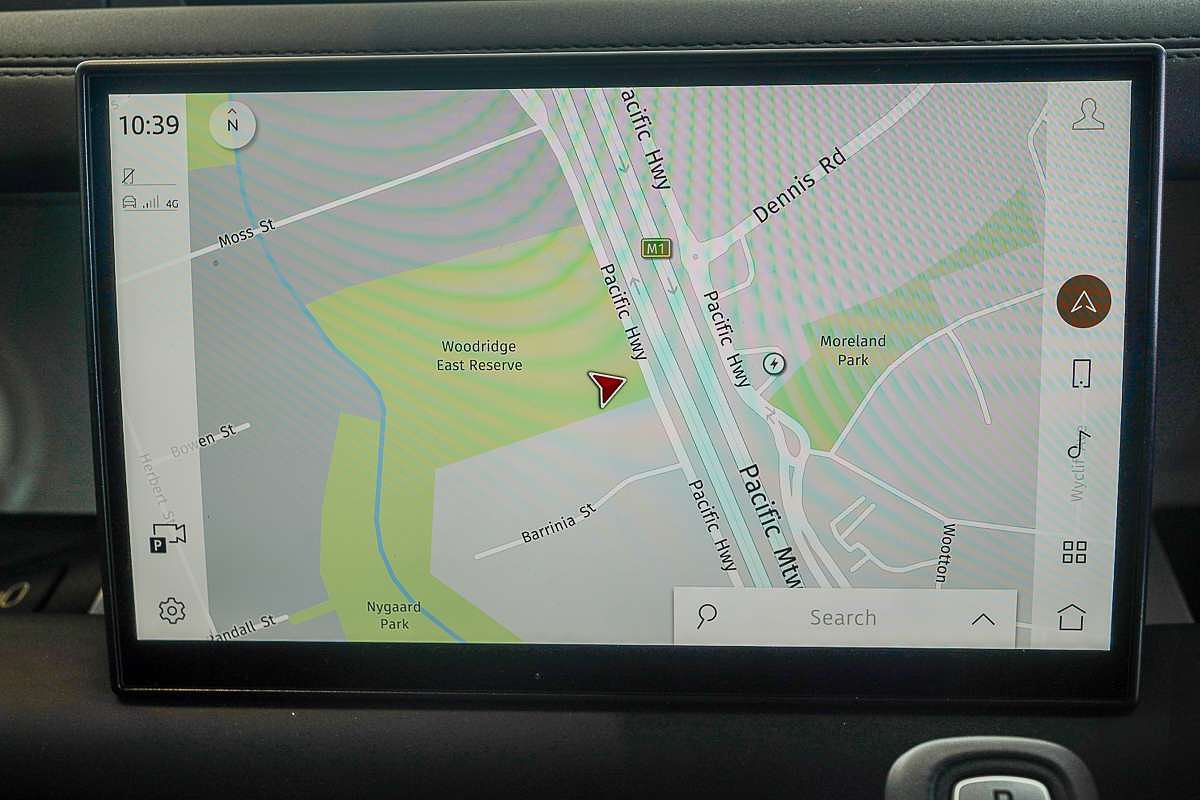 2024 Land Rover Defender 110 P400e X-Dynamic SE L663